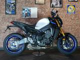 Yamaha MT-09 SP Garantie bis 2028, viel Zubehör - YAMAHA NAKED BIKE