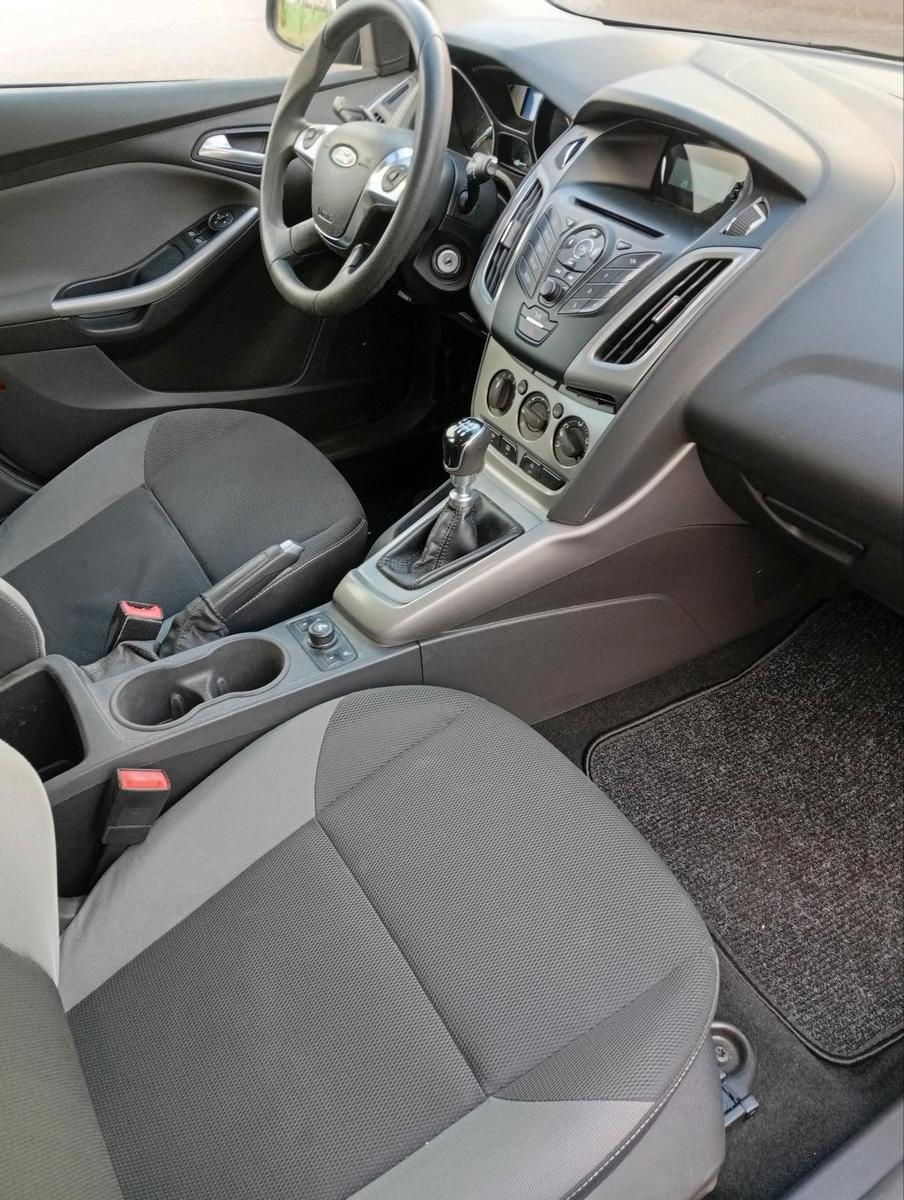 Ford Focus 2013 — photo 5
