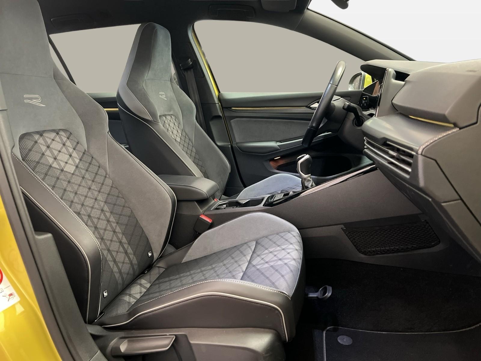Volkswagen Golf VIII Variant 1.5 TSI R Line AHK LED 18", миниатюра 13