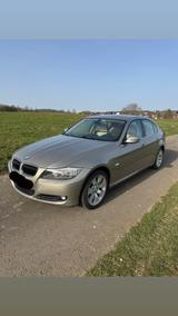 BMW 330i - - BMW 330 aus 2010: 330i