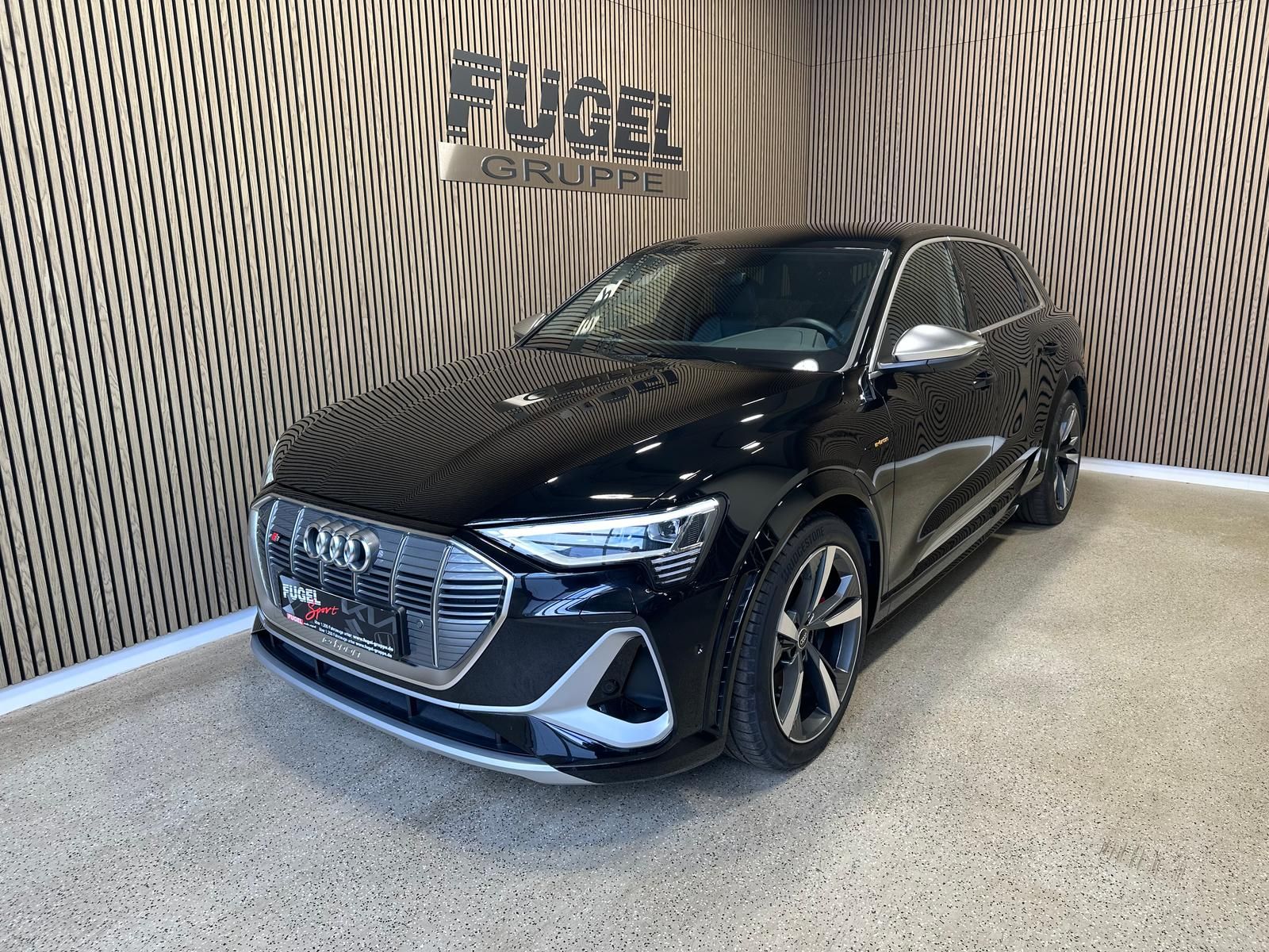 Audi e-tron S quattro 95kWh LED Navi Sound ACC RFK foto 2