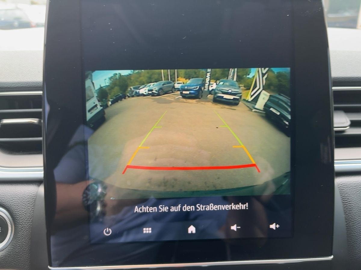 Fahrzeugabbildung Renault Captur TECHNO Plug-in 160 SHZ GJR 9,3"Toch