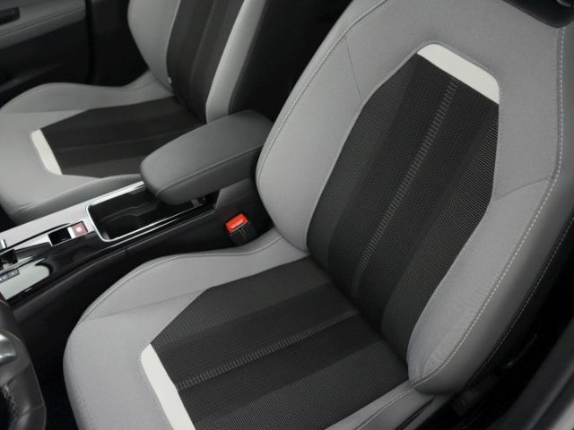 Mokka-e B ELEGANCE 50KWH AT+LED LICHT+RÜCKFAHRKA