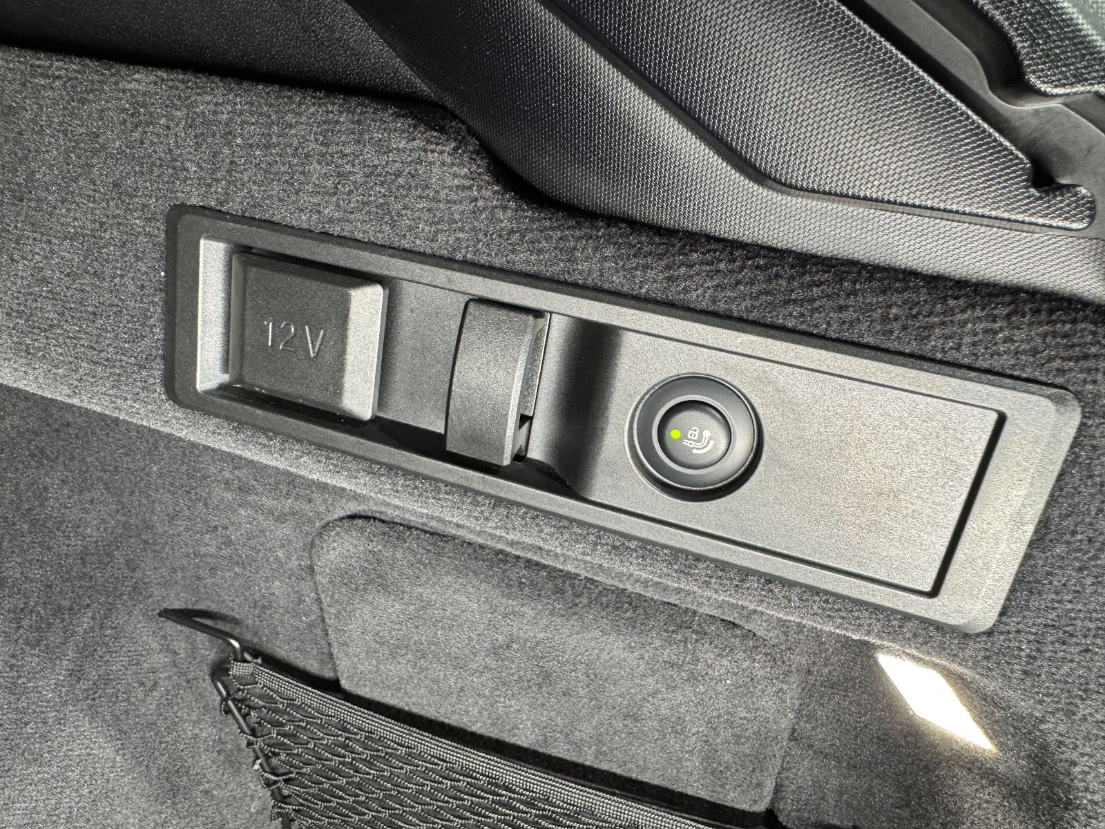 Fahrzeugabbildung BMW M340i Touring xDrive|LASER|HEAD-UP|AHK|ACC|