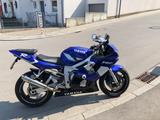 Yamaha R6