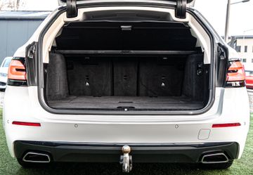 Fahrzeugabbildung BMW 520d Touring 1.HAND|H/K|LED|AHK|ACC|SHZ|LHZ|KAM.