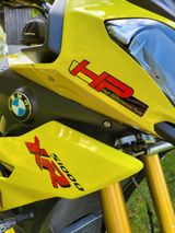 BMW S1000XR - BMW GELB