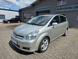 Toyota Corolla Verso 2.2 D-CAT Sol / 7 Sitzer - Toyota Corolla Verso mit Diesel-Antrieb: 2.2