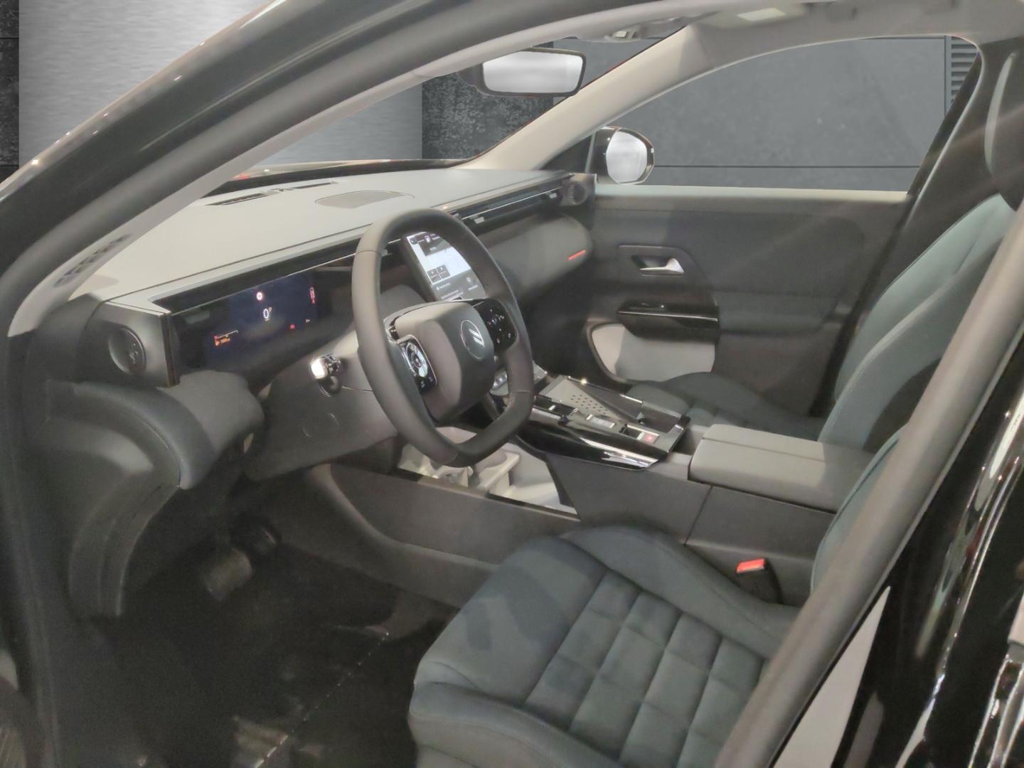 Citroën C5 Aircross PLUS Hybrid AHK-abnehmbar Navi Allwe