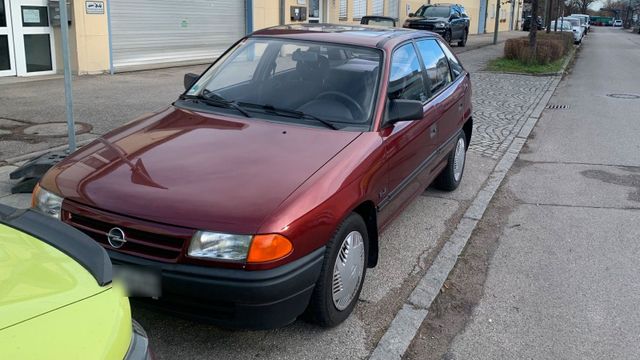 Opel Astra GLS * TÜV 06/25 *  ROSTFREI