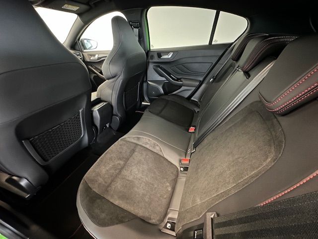 Fahrzeugabbildung Ford Focus ST X 2.3, Track Pack, Performance Sitze, V
