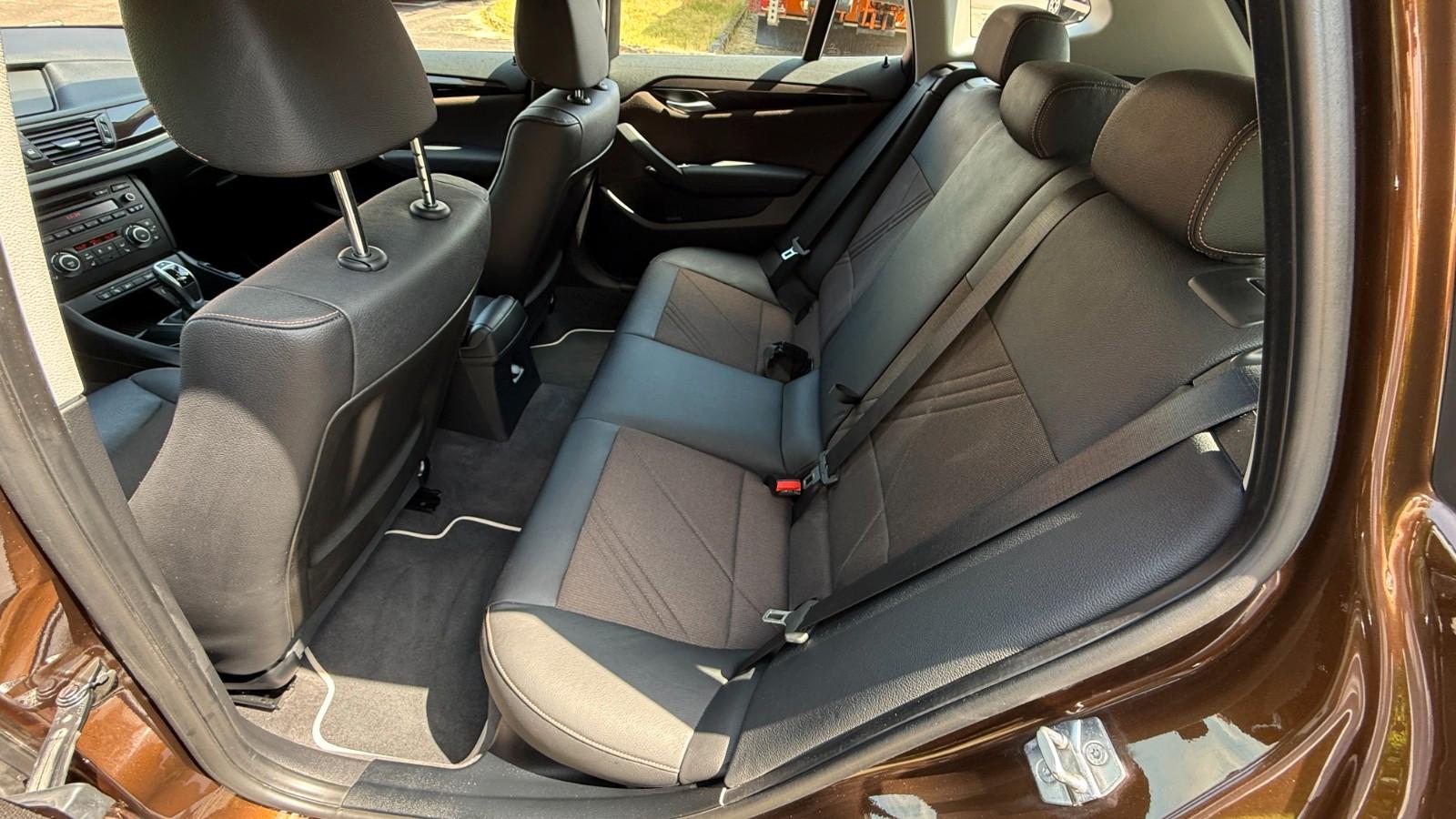 BMW X1 2014 — photo 11