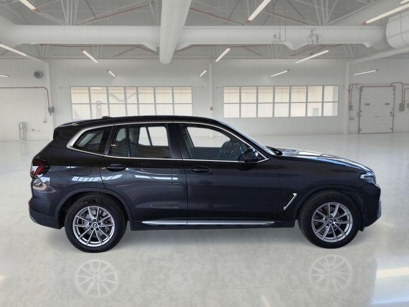 BMW X3 SDRIVE 18D MH48V AUTO SUV imagem 3