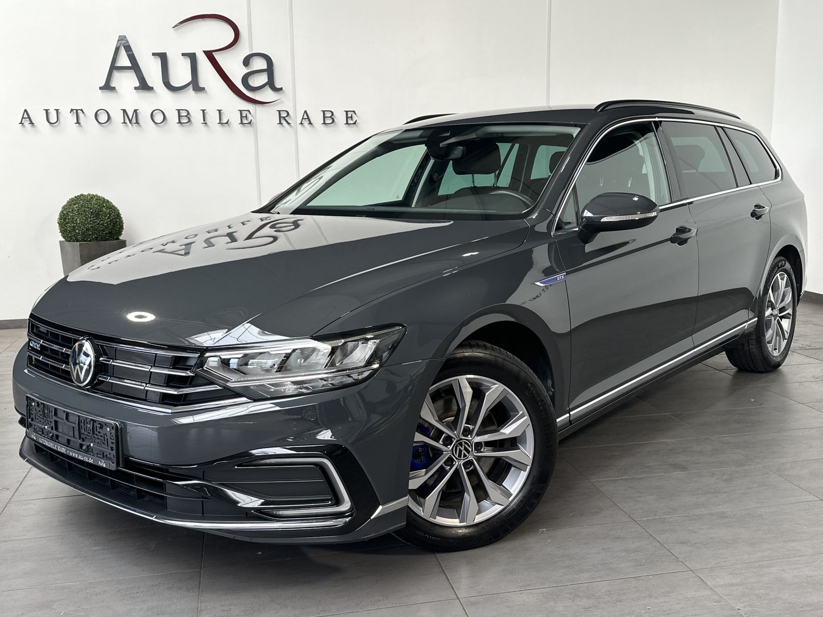 Fahrzeugabbildung Volkswagen Passat Variant 1.4 TSI GTE NAV+LED+AHK+KAMERA+PP