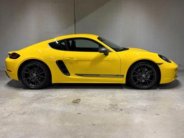 صورة 7 لـ 2019 Porsche CAYMAN