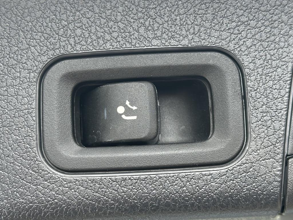 Mercedes-Benz GLB 180