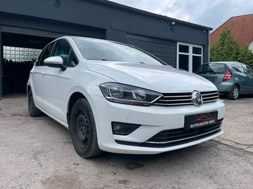 Volkswagen Golf - 2