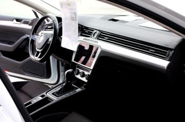 Volkswagen Passat Variant - 12