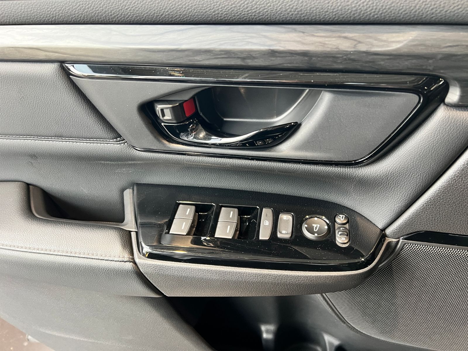 Fahrzeugabbildung Honda CR-V 2.0 i-MMD e:HEV 2WD Sport Line SHZ RFK NAVI