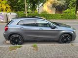 Mercedes-Benz GLA 220 d DCT - - Mercedes-Benz GLA-Klasse von privat