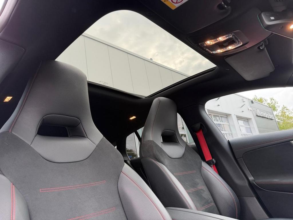 Mercedes-Benz CLA 35 AMG Shooting Brake