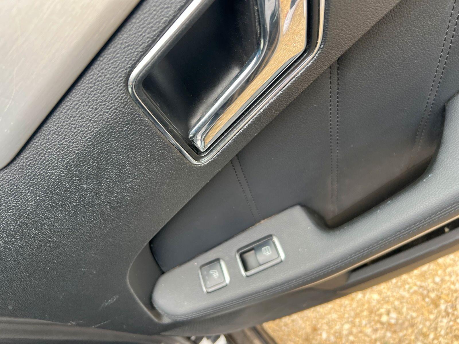 Mercedes-Benz E350 2011 — photo 8