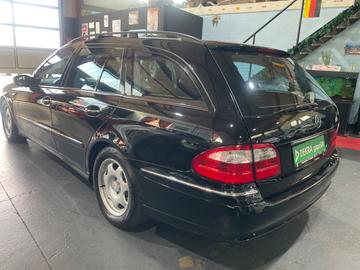 صورة 5 لـ 2005 Mercedes-BENZ E 280