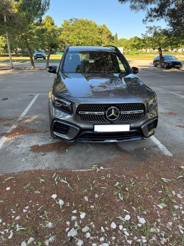 MERCEDES-BENZ GLB 200 d 4MATIC DCT -