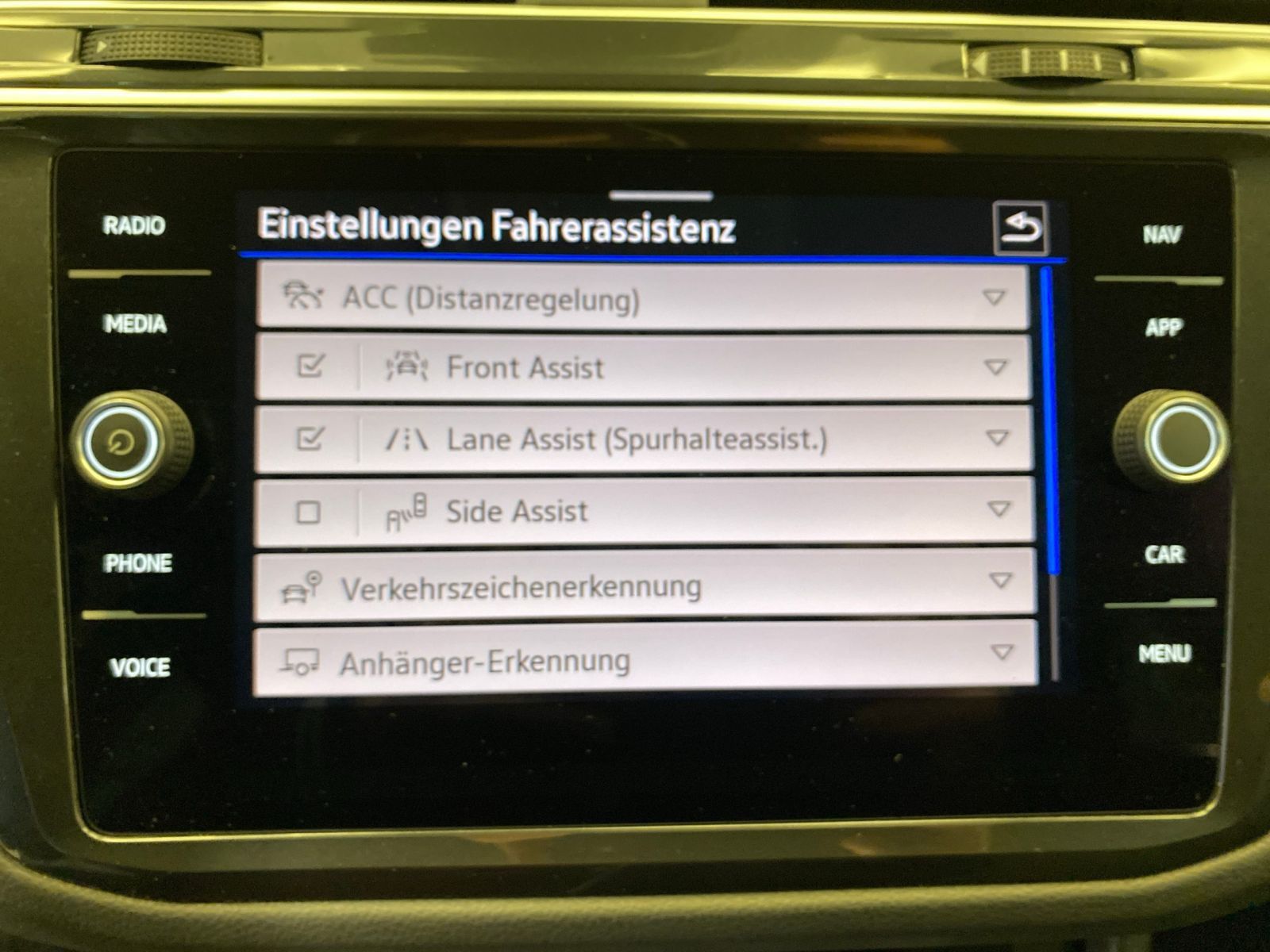 Volkswagen Tiguan - Bild 10