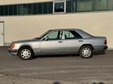 Mercedes-Benz E 280 E 280 - Mercedes-Benz E 280 aus 1993