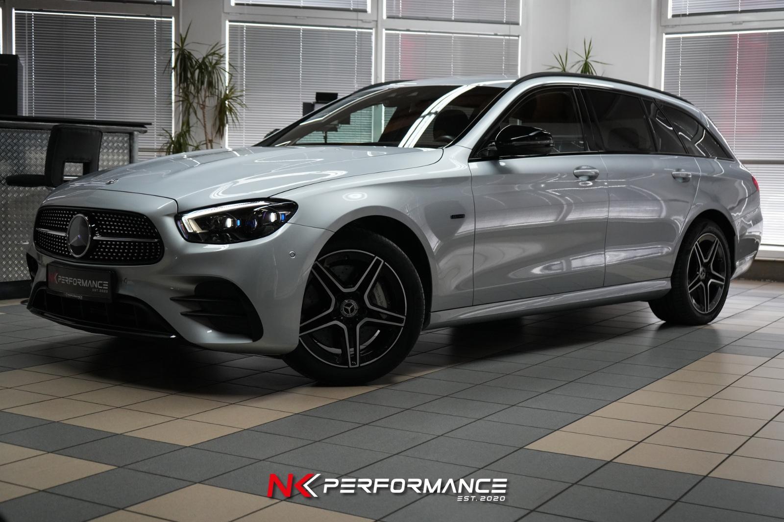 Mercedes-Benz E 300 de / 2x AMG / MULTIBEAM / MEMORY / NIGHT