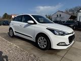 Hyundai i20 Style Sportsitze Sportpaket Sport Lenkrad - gebrauchte Hyundai i20 aus dem Jahr 2017