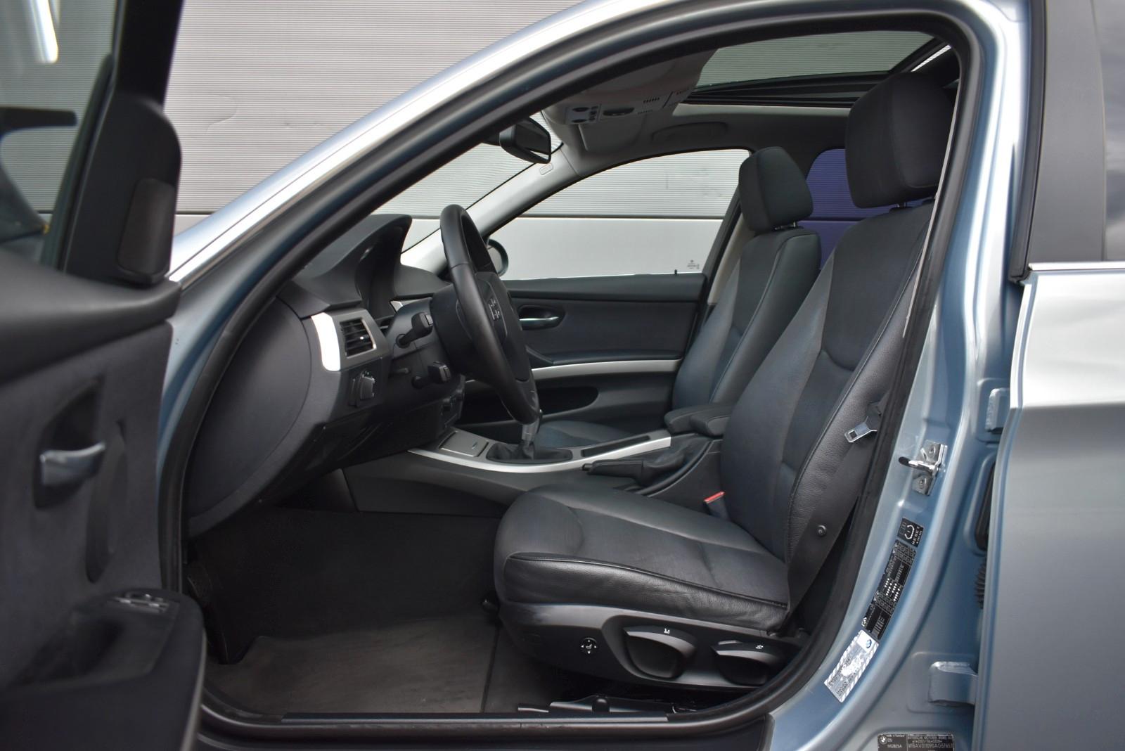 BMW 325 I TOURING M SPORT PERFORMANCE PANORAMIQUE 218 CH BVM - PACK SPORT - TOIT OUVRANT - TOIT PANORAMIQUE