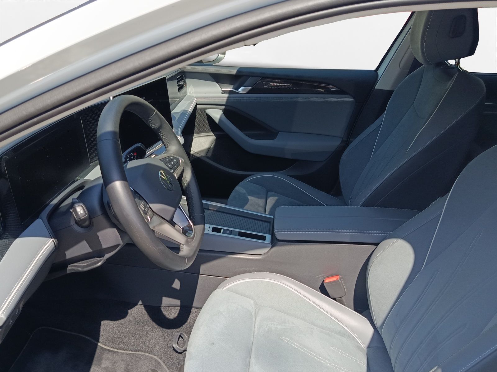 Volkswagen Passat Variant - Bild 16