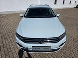 Volkswagen Passat Var. Business 2.0 TDI DSG AHK eSITZ KAM N - Volkswagen Passat: B