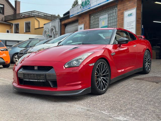 Nissan GT-R Premium Edition
