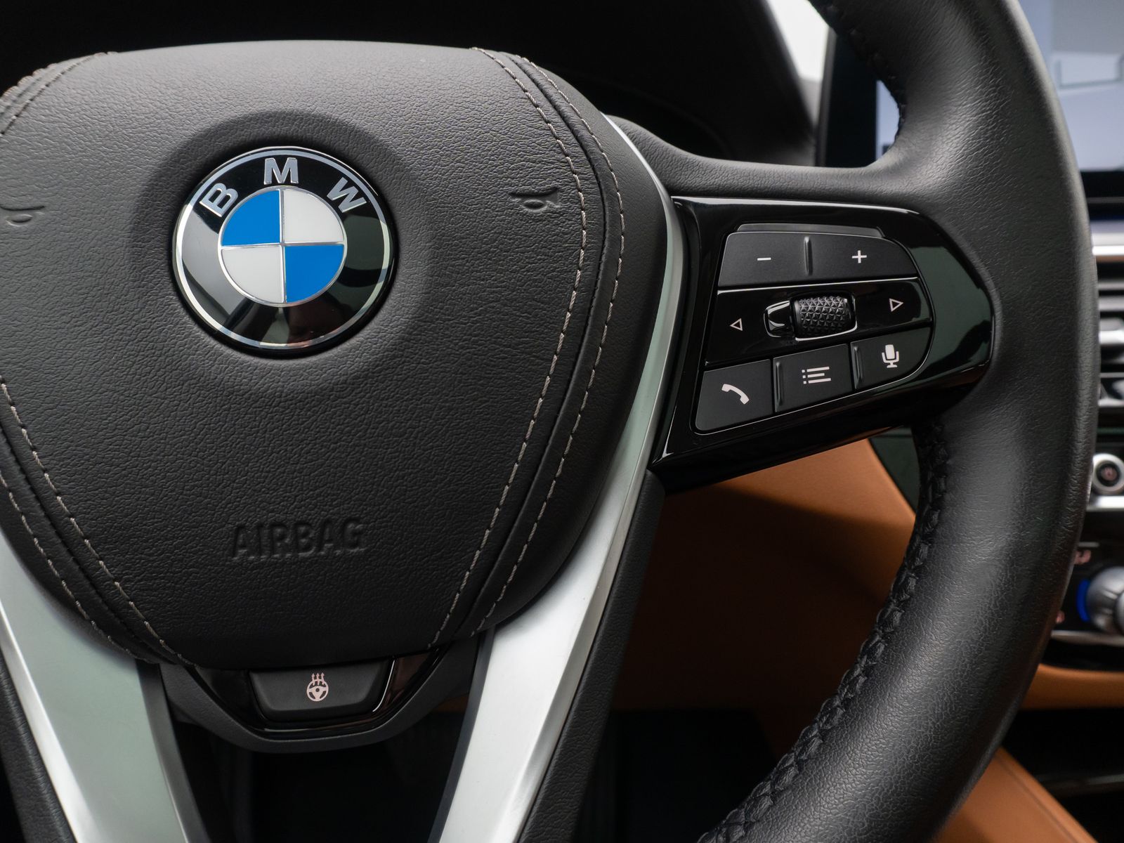 Fahrzeugabbildung BMW 540d xD LuxuryLine HUD Kamera DAB Laser Panorama