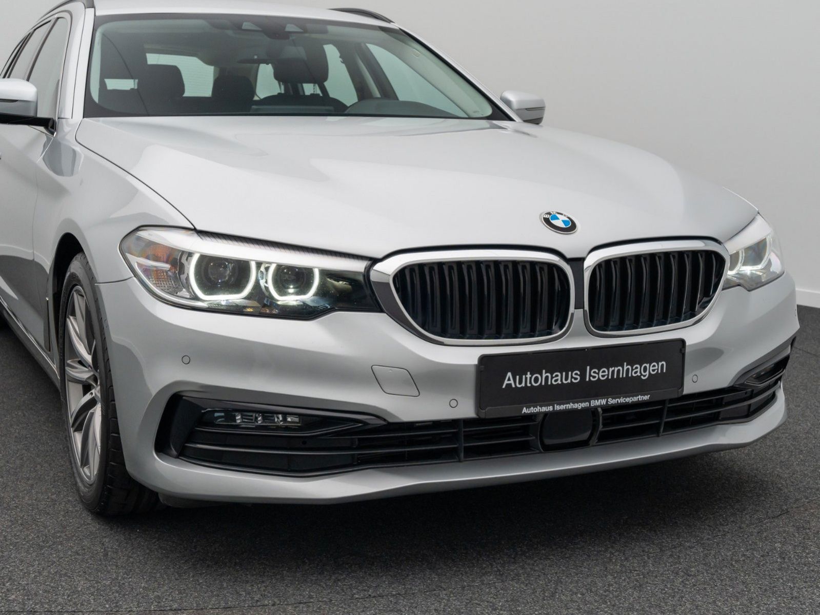 Fahrzeugabbildung BMW 530d xD Sport Line Stop&Go Kamera AHK LED Alarm