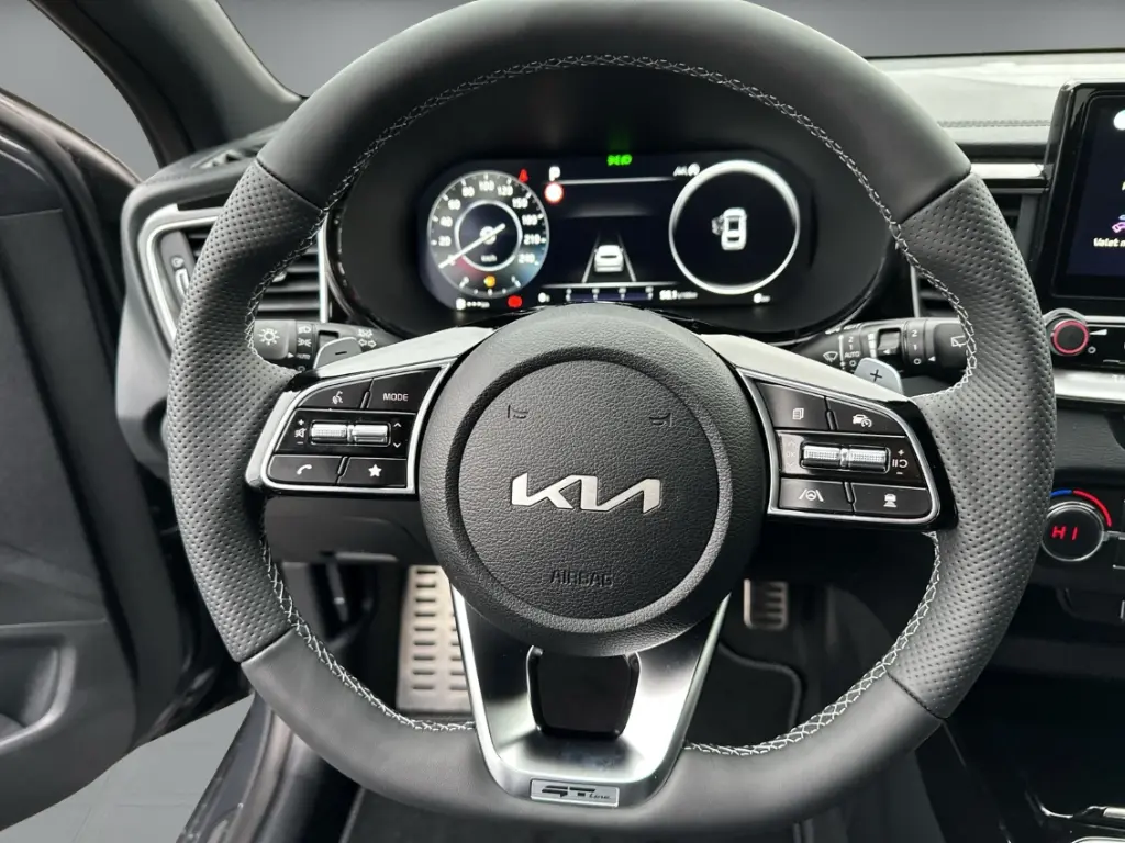 Kia ProCeed GT-Line 140PS NAV+CAM+SITZH+ NP: 38.080,