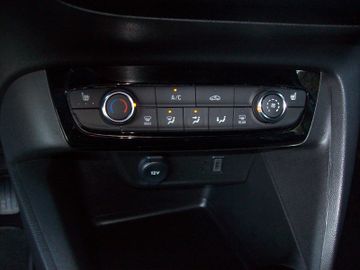 Bild 14 Opel Corsa F 1.2T GS+ LED PDC+Kam SHZ LHZ Navi-App