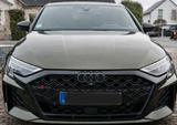 Audi Neuwertiger Audi RS3 SB Designo Oliv Metallic - : Grün, Metallic