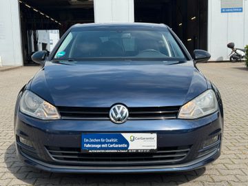 Volkswagen Golf - 5