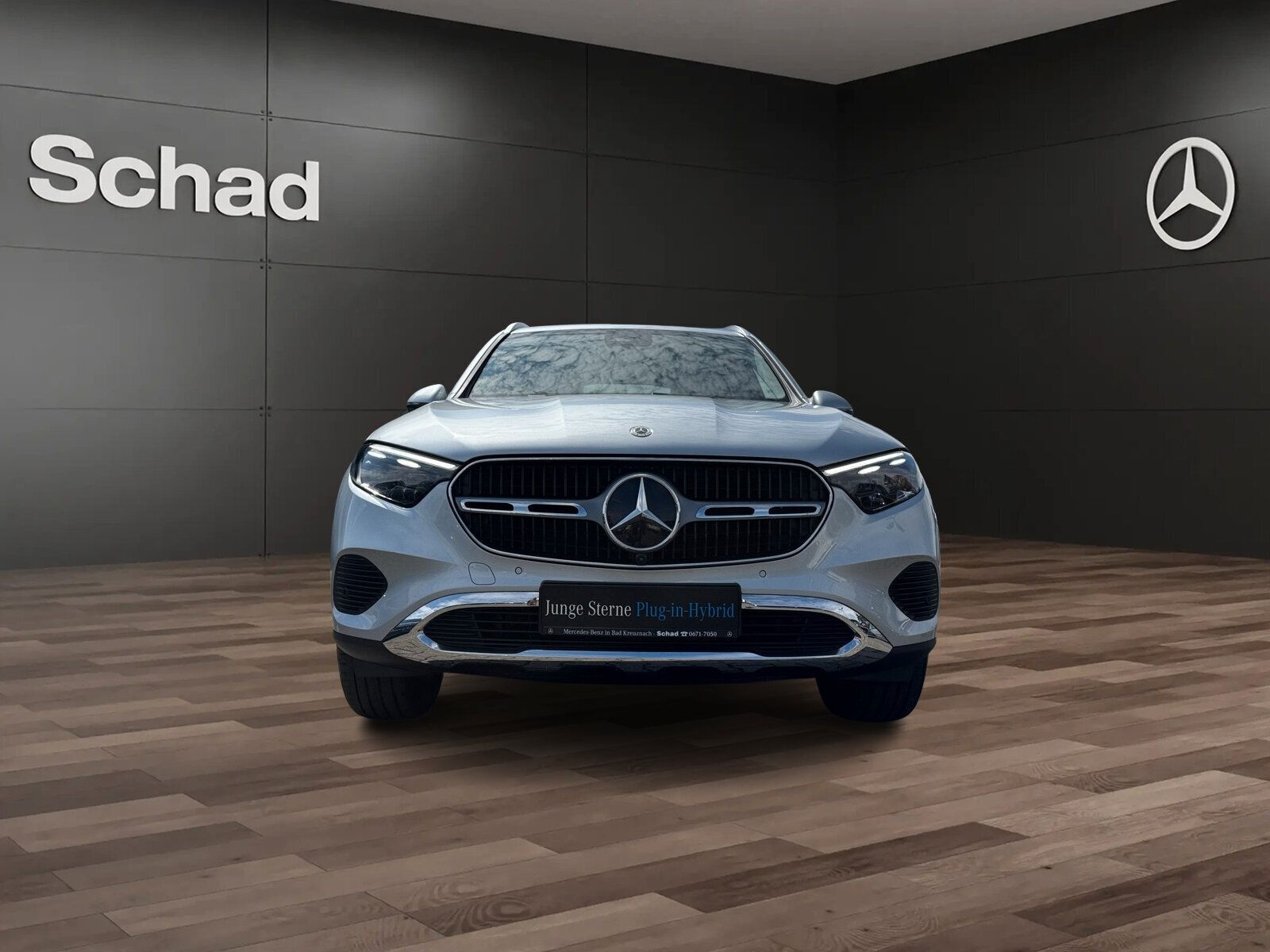 Mercedes-Benz GLC 300e 4M AVANTGARDE AHK+LED+KAM+DISTR+CARPLAY imagem 2