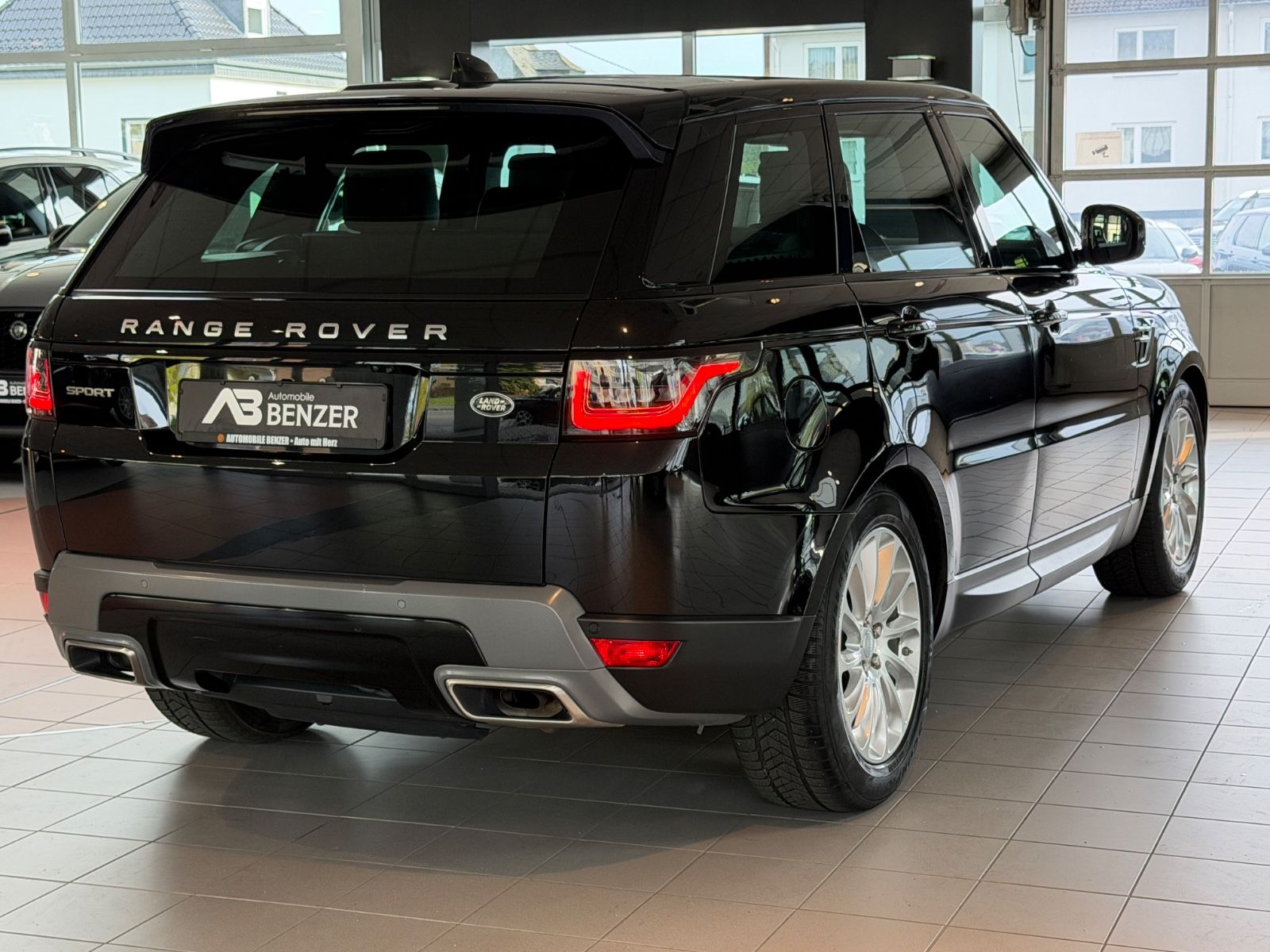 Fahrzeugabbildung Land Rover Range Rover Sport/PANORAMA/MERIDIAN/KAMERA