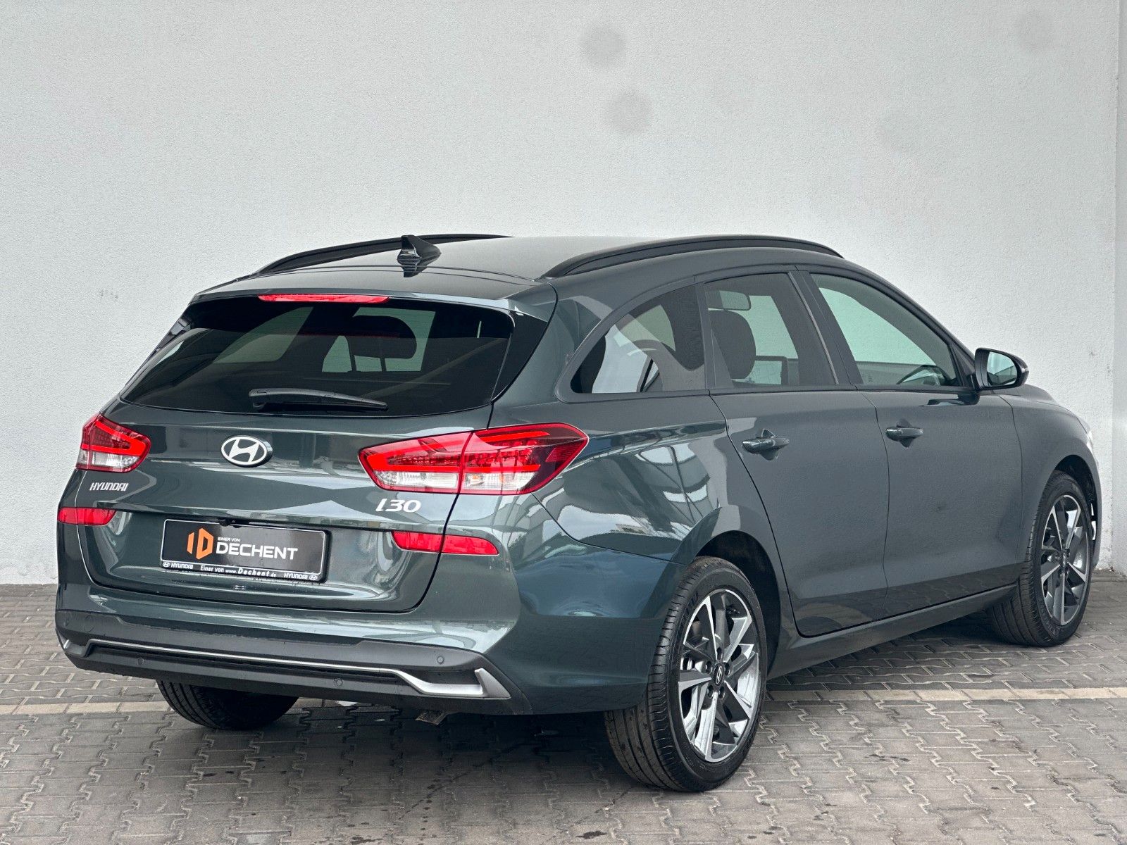 Fahrzeugabbildung Hyundai i30 Advantage 1.0l 100PS Navi/PDC!