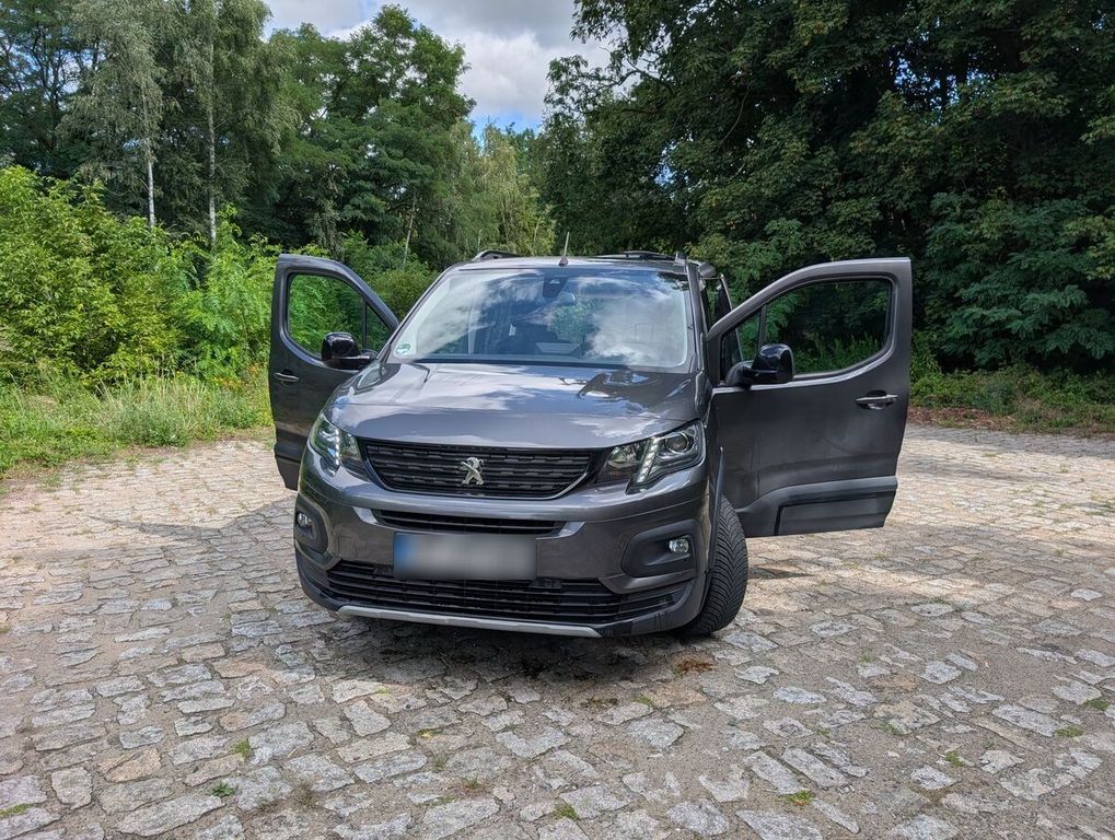 Image of Peugeot Rifter