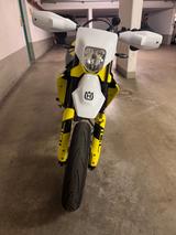 Husqvarna 701 Super Moto - HUSQVARNA MOTO