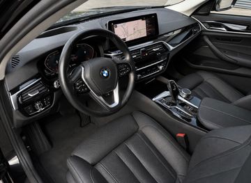 BMW 520 - 11