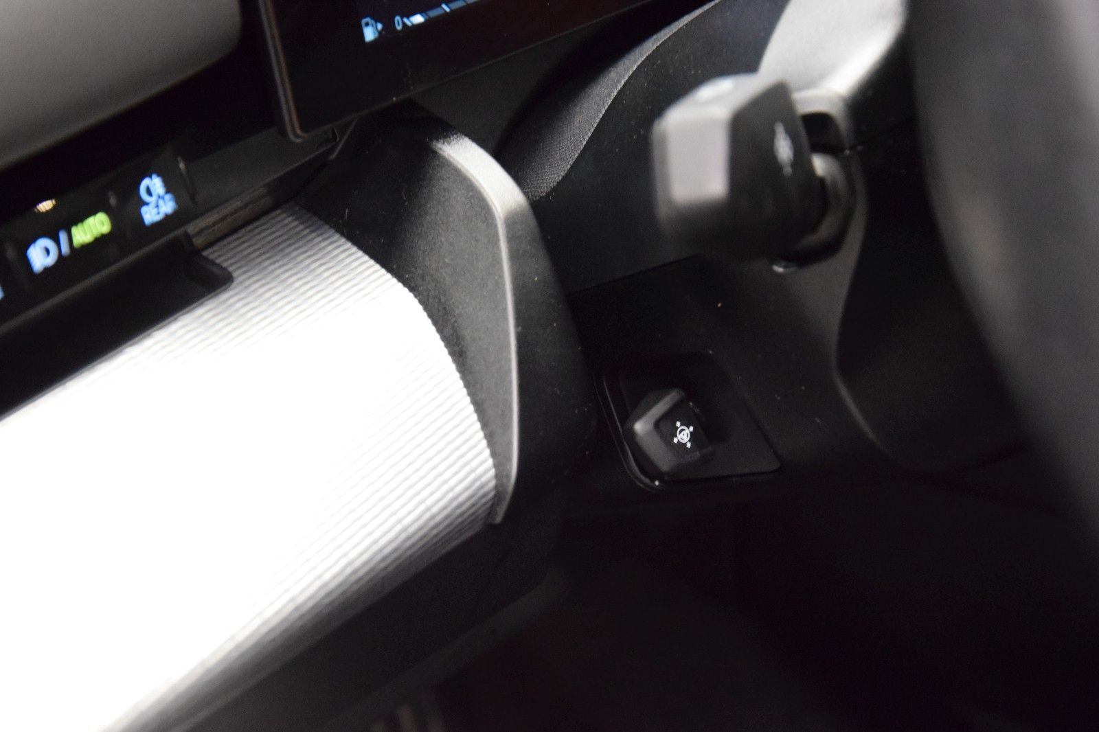 Fahrzeugabbildung BMW 520d xDrive Tour M Sport Pro Iconic Glow Stndhzg