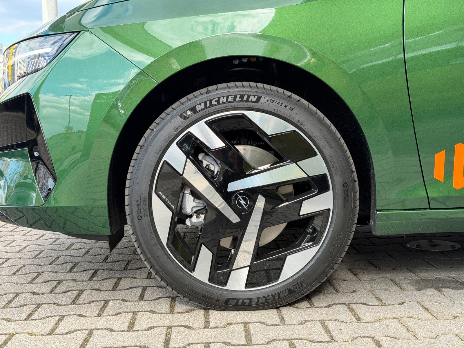 Fahrzeugabbildung Opel Astra L ST Facelift Electric Ultimate 55kWh!